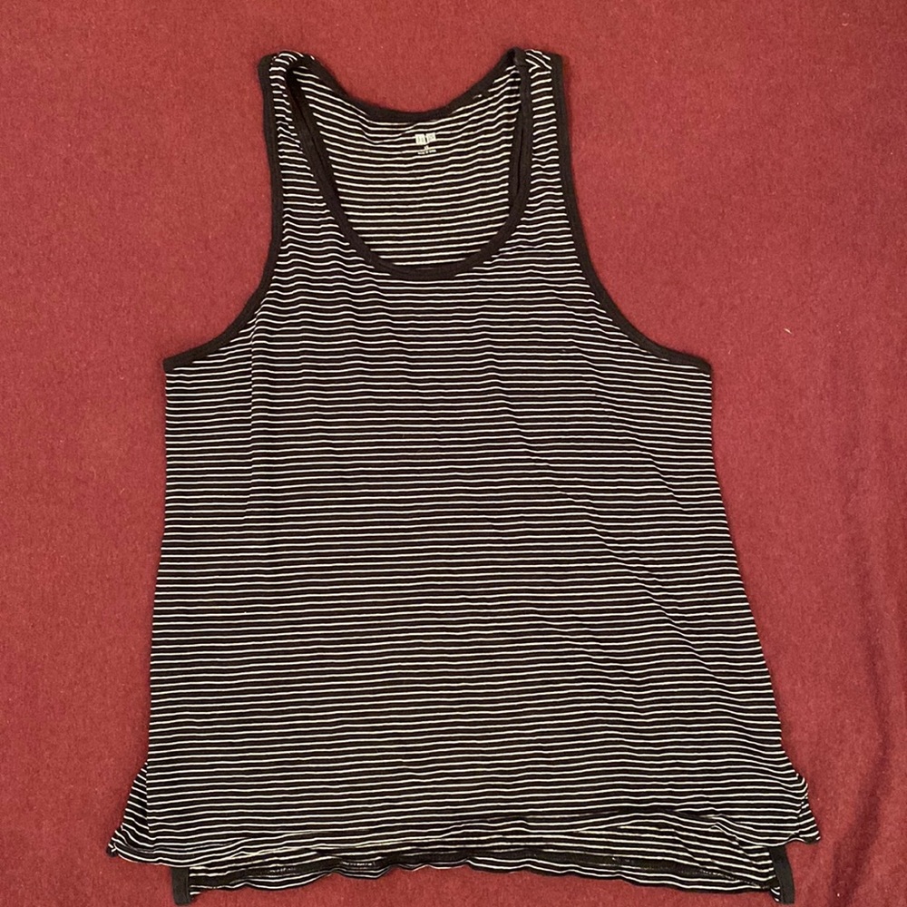 Uniqlo striped sports tank